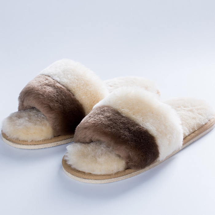 ナチュラル シープスキン スリッパ　ルームシューズ ; ファッション デザイン  マッチ　カラ; 滑り止め