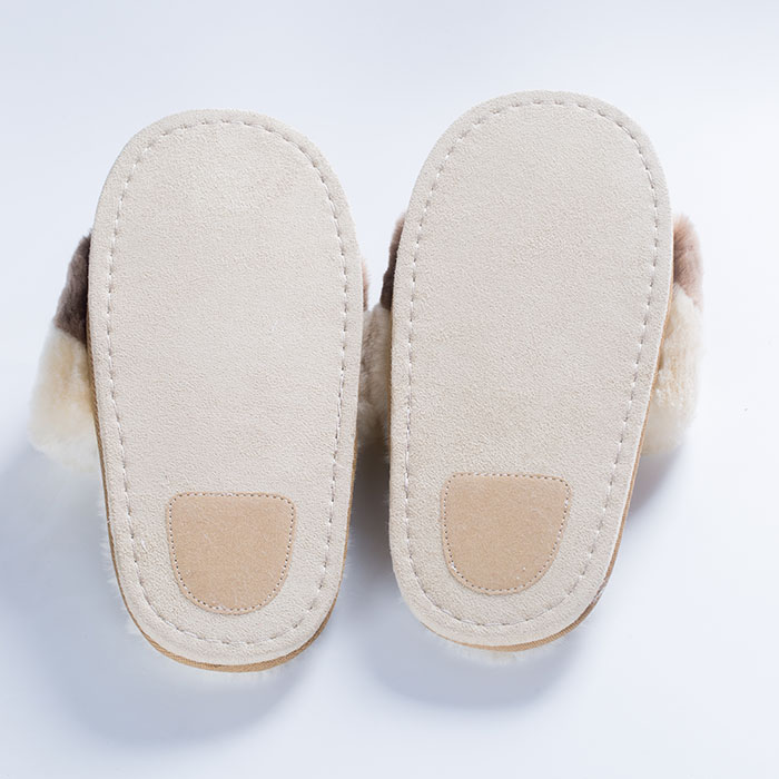ナチュラル シープスキン スリッパ　ルームシューズ ; ファッション デザイン  マッチ　カラ; 滑り止め